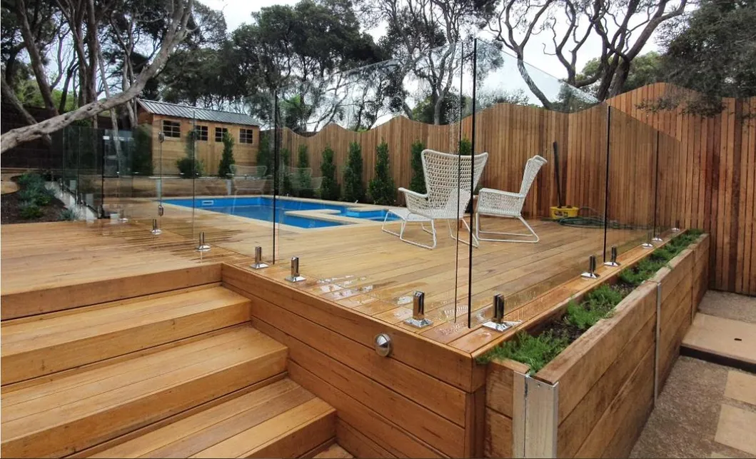 ~!phoenix_varIMG52!~