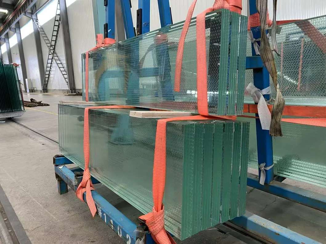 Piso de vidrio laminado con temperatura m&uacute;ltiple de 30 mm Multi -Slip