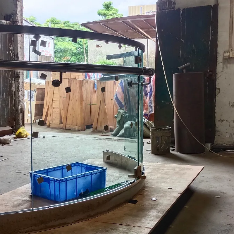 ~!phoenix_varIMG52!~