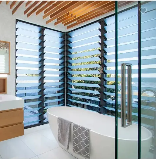 Ventana de aluminio con cuchillas de vidrio ajustable
