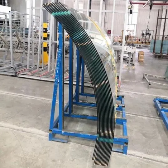 4mm-12mm Curved Laminated Tempered Glass with Custom Sizes and Radius 