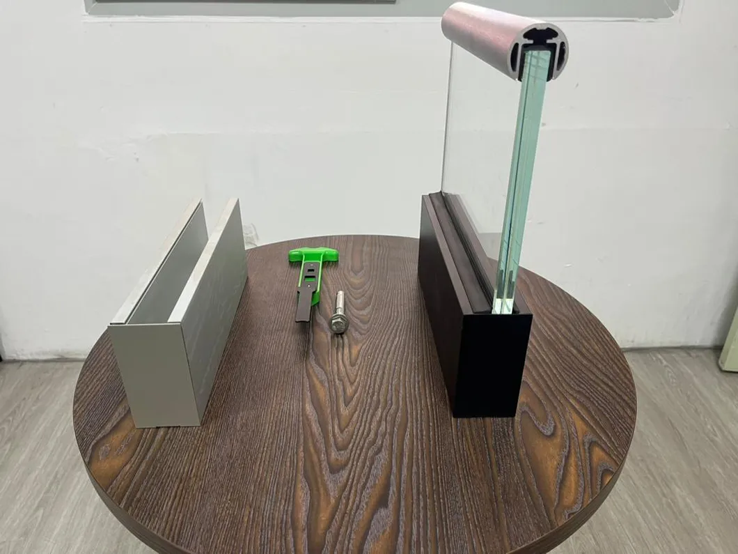 ~!phoenix_varIMG53!~