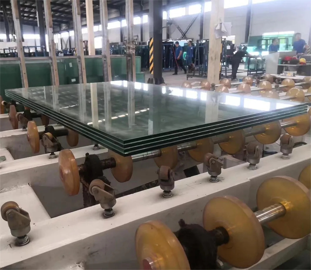 10mm 12mm 15mm Tempered Laminated Glass Floor Bridge Skywalk 