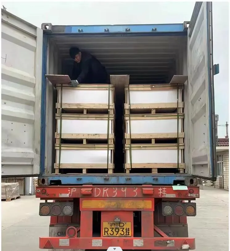 2 mm 3 mm 4 mm 4 mm Blue Tinted de color de vidrio manchado 782x960 mm