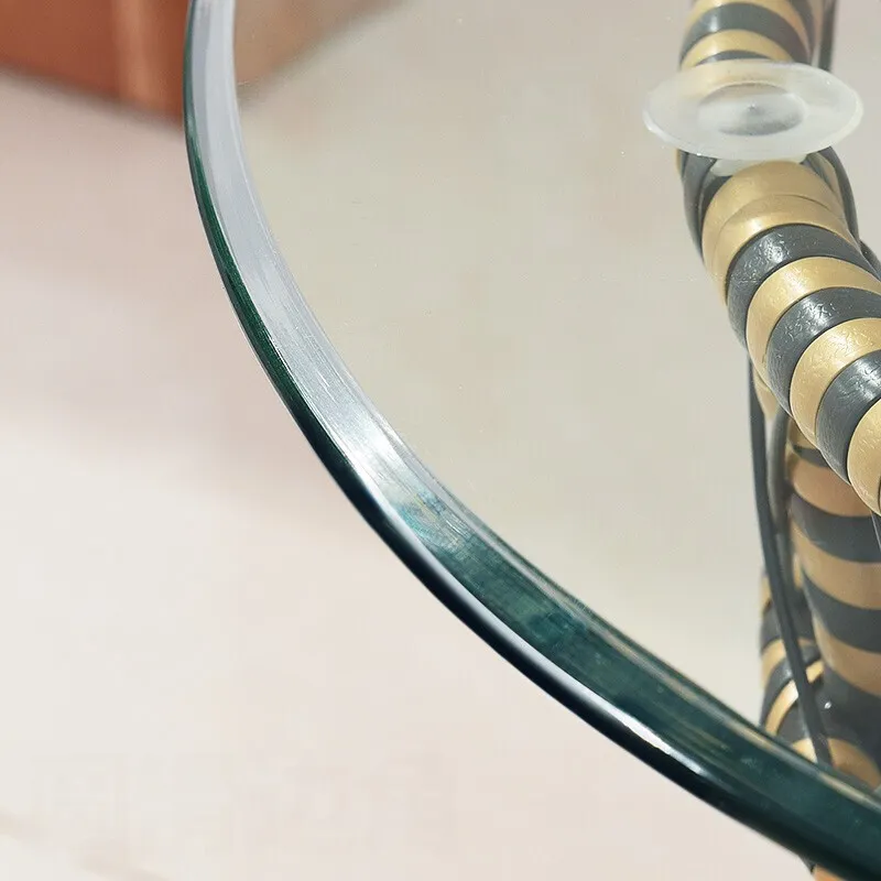 ~!phoenix_varIMG63!~