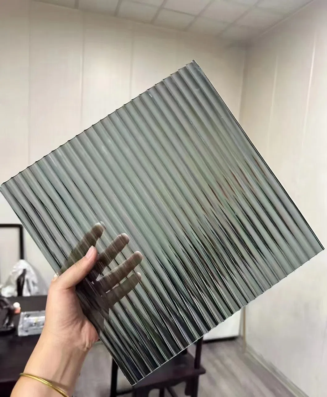 72x96 5 mm Grey Moru Reeded Corrugado Corrugado Corrugado Vidrio estampado Estampado